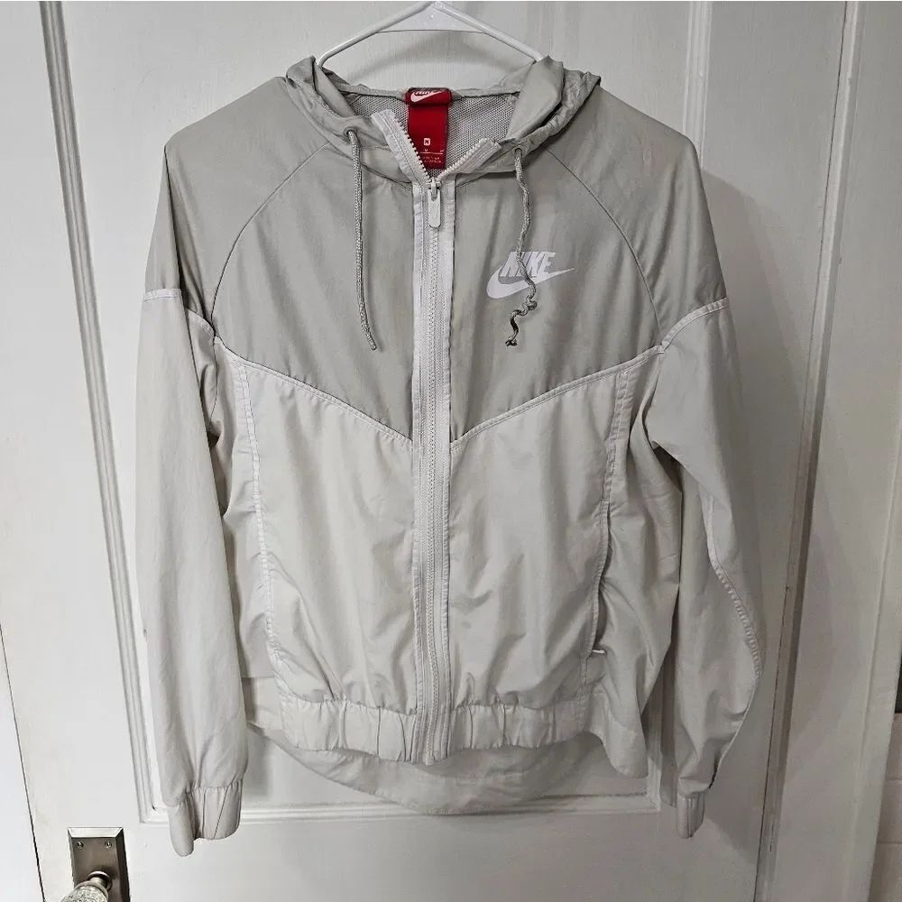 Nike windbreaker sz m